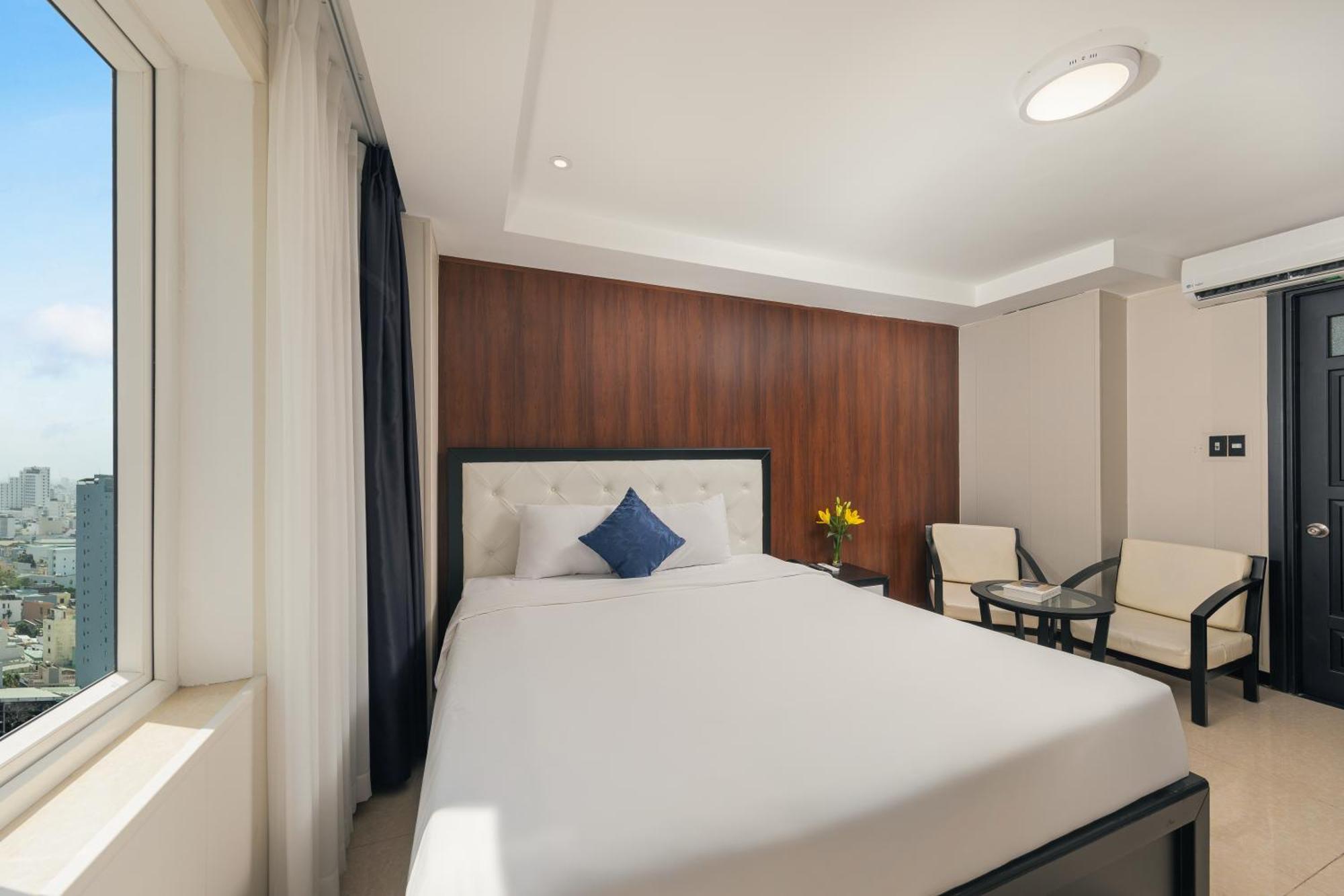 Kamala & Hotel 3*